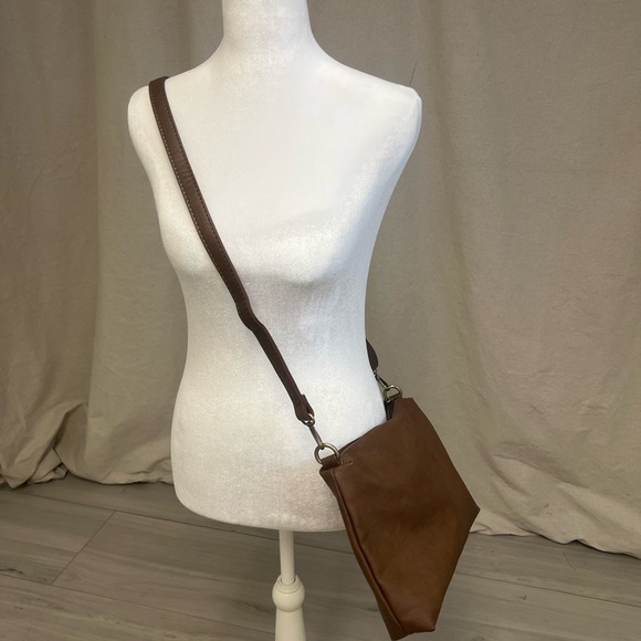 Joy Susan Crossbody Shoulder Vegan Leather Brown Purse - Picture 2 of 7